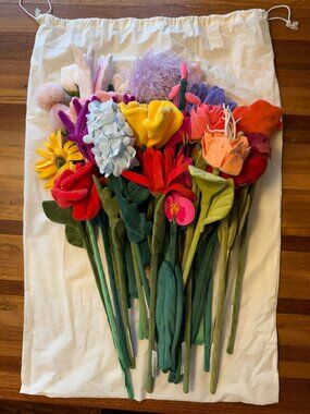 CJ Hendry Flower Market 2.0 -- COMPLETE Set 27 Plush Flowers | NYC | Never Used